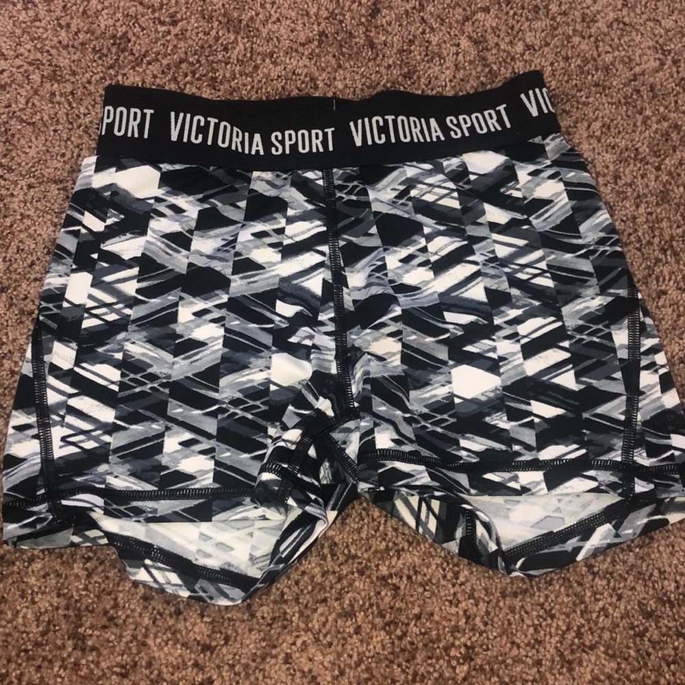 Victoria sport spandex
